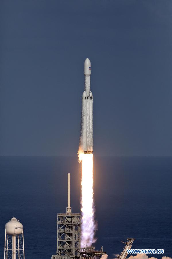 U.S.-FLORIDA-SPACEX-FALCON HEAVY-LAUNCH