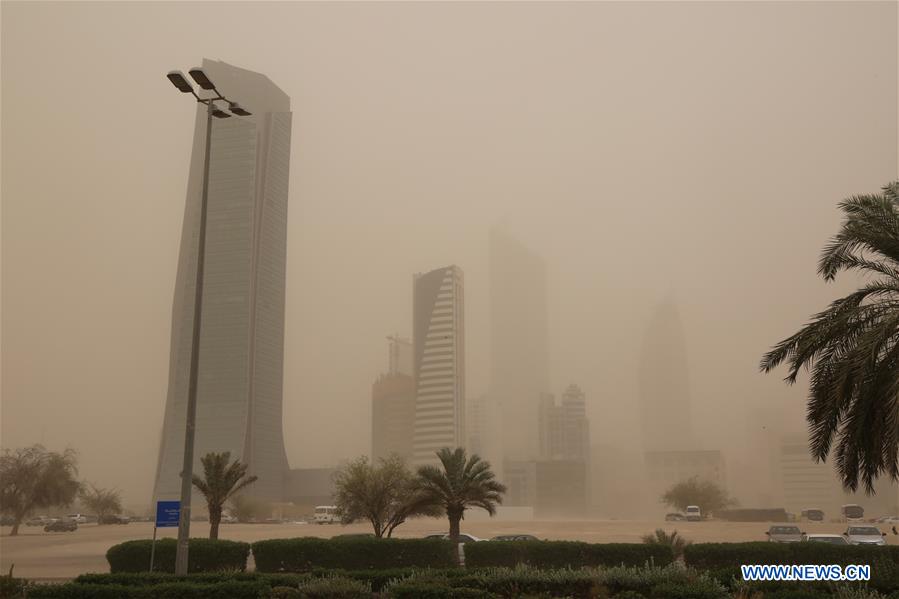 KUWAIT-KUWAIT CITY-SANDSTORM