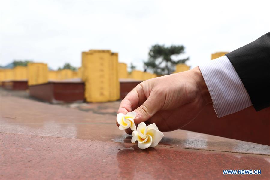 VIETNAM-THAI NGUYEN-CHINESE MARTYRS-TOMB SWEEPING