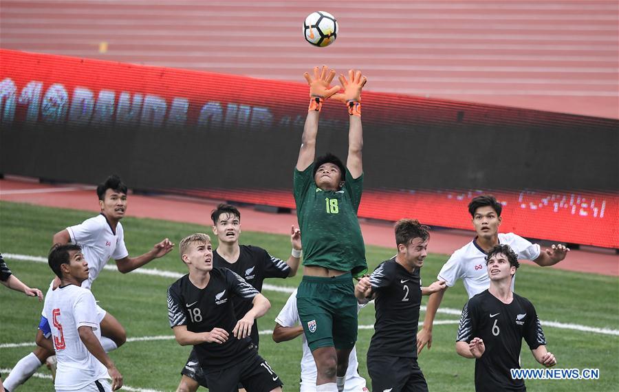 (SP)CHINA-CHENGDU-FOOTBALL-PANDA CUP INTERNATIONAL YOUTH TOURNAMENT-NZL U18 VS THA U18 (CN)