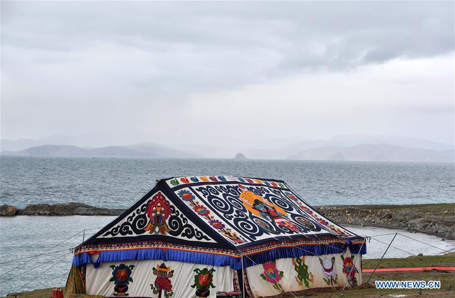 CHINA-TIBET-PANCHEN LAMA-WORSHIP (CN)