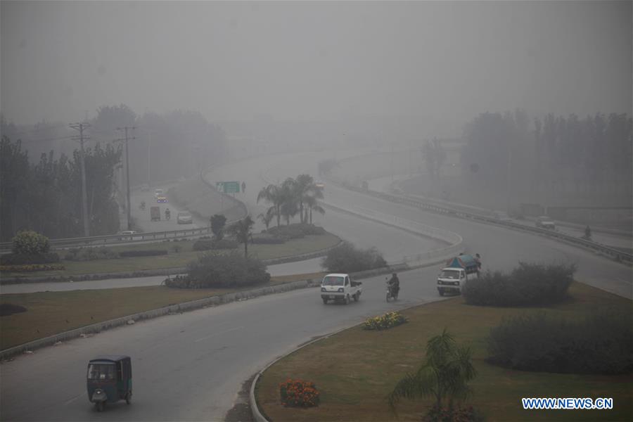 PAKISTAN-PESHAWAR-FOG