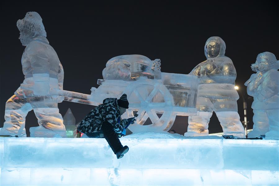 CHINA-HEILONGJIANG-HARBIN-ICE SCULPTURE-CHAMPIONSHIP (CN)