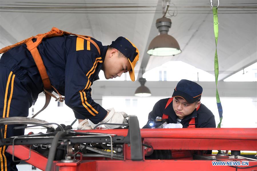 CHINA-CHONGQING-FUXING BULLET TRAINS-MAINTENANCE (CN)