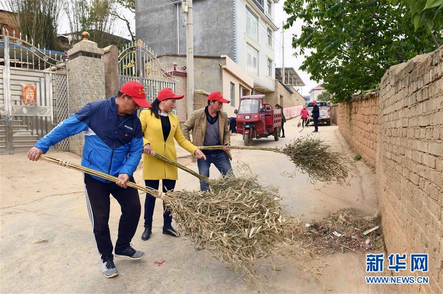 （社會(huì)）（5）云南尋甸：脫貧攻堅(jiān)中的“小紅帽”幫扶隊(duì)