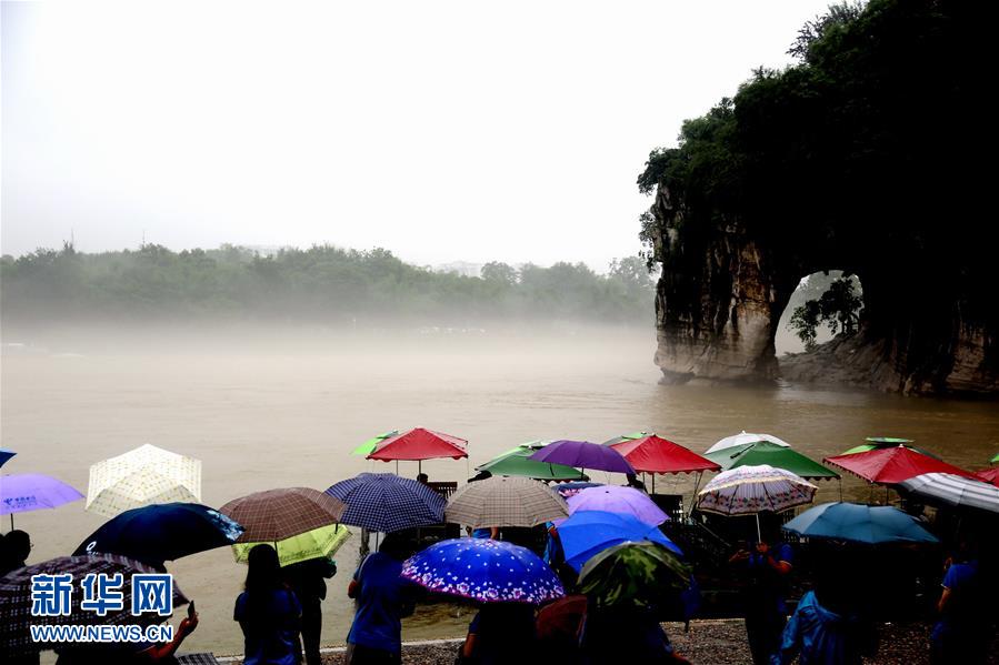 #（環(huán)境）（1）煙雨漓江