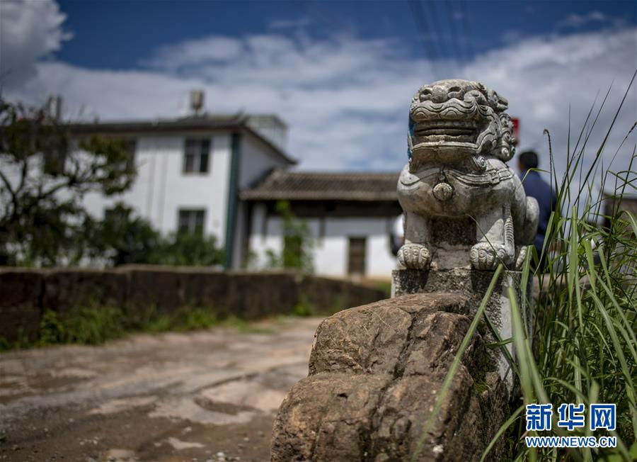 （壯麗70年·奮斗新時代——記者再走長征路·圖文互動）（1）麗江古城的紅色記憶