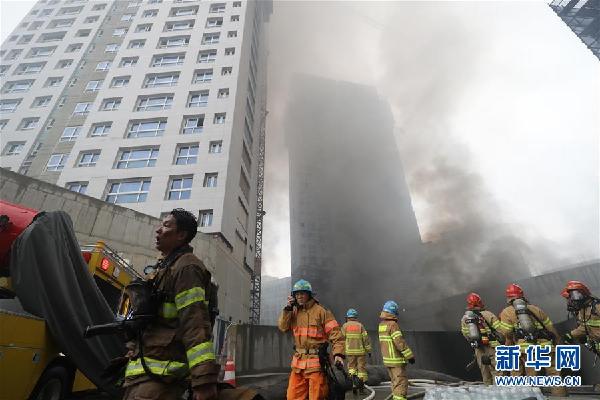 （國(guó)際）（1）韓國(guó)世宗市建筑工地起火　12名中國(guó)公民受傷