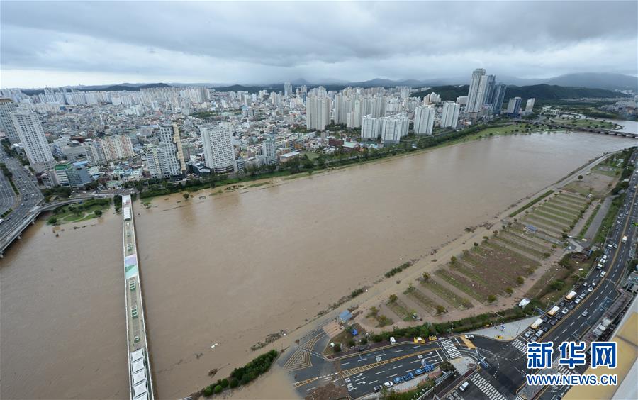 （國際）（3）臺(tái)風(fēng)“海神”過境韓國致2人失蹤